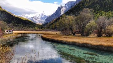 成都出发川藏线10日拼车自驾游：稻城亚丁-海螺沟-羊卓雍错-米堆冰川10日拼车自驾游-推荐