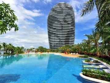 三亚集合海南环岛6日落地自由行：亚龙湾-潜水一日游-中国南海博物馆-骑楼老街-三亚湾6日自驾游