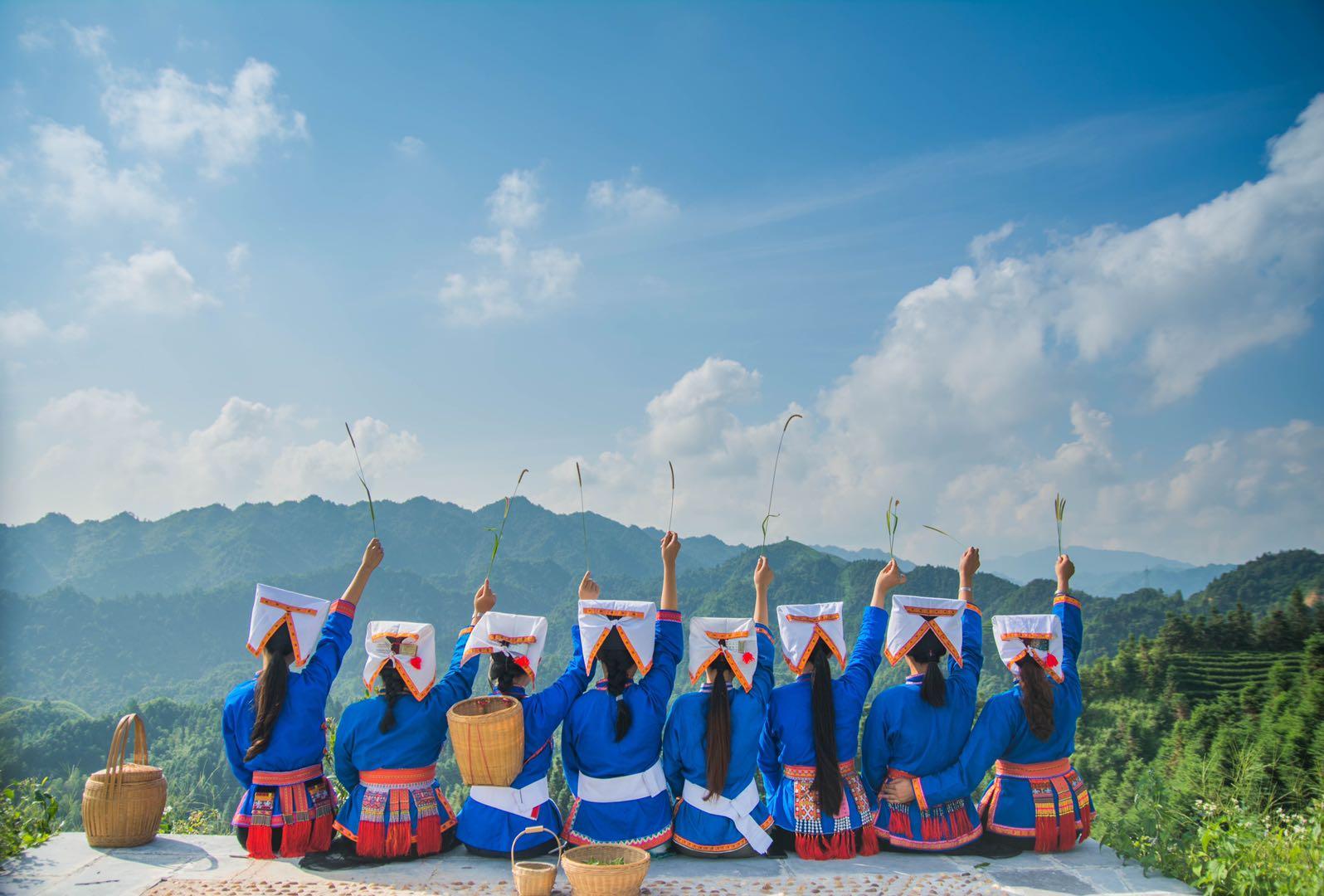 广东周边4日休闲自驾游：金秀瑶寨-六段瑶寨-金秀莲花山-圣堂湖4天广西金秀自驾游自驾游