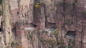 成都出发南太行之巅6日自驾：挂壁公路-地坑院-司徒小镇6日自驾游-推荐