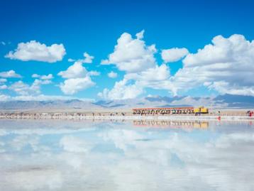 成都出发青海宁夏8日自驾：青海湖-茶卡天空一号-沙坡头8日自驾