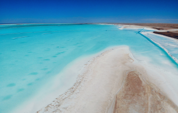 重庆到东台吉乃尔湖9日自驾游：西北马尔代夫-艾肯泉-水上雅丹大环线9日自驾游-游推荐