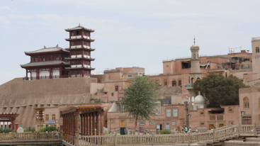 库尔勒集结醉美南疆9日自驾：喀什老城-塔里木胡杨林-帕米尔高原-温宿大峡谷-盘龙古道9日落地自驾-推荐