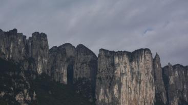 武汉出发宜昌恩施7日自驾游：宜昌三峡人家-三峡大坝-恩施土司城-女儿城-大峡谷惠游湖北7日自驾游-推荐