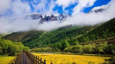 山东出发自驾川西稻城13日：川西+稻城亚丁+泸亚线深度赏秋13日游-推荐