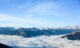 成都周邊2日看云海彩林自駕：神木壘-達(dá)瓦更扎2日自駕自駕游