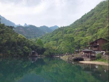 北京出发安徽8日自驾游：七井山晒秋-石台牯牛降-蓬莱仙洞-太平湖8日自驾游