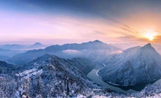 11月11日大別山-紅嶺公路-馬丁公路-馬鬃嶺-天堂寨-水上紅葉-壽縣古城5日自駕游自駕游