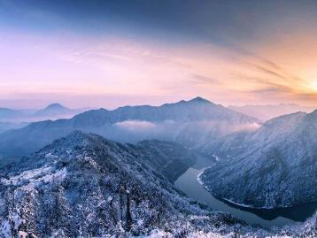 11月11日大别山-红岭公路-马丁公路-马鬃岭-天堂寨-水上红叶-寿县古城5日自驾游