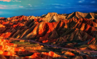 全國(guó)出發(fā)蘭州集結(jié)甘青環(huán)線7日自駕游：蘭州+張掖+敦煌+茶卡+青海湖冬游西北自駕游