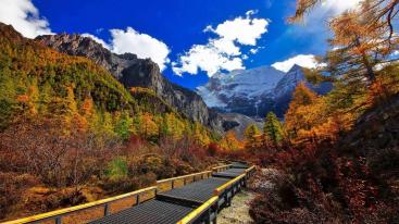 云南自驾游：自驾腾冲·怒江·稻城亚丁·横断山16日游-推荐