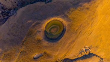 成都出发格聂南线8日穿越摄影旅拍：新都桥-墨石公园-措普沟-格聂之眼-冷谷寺-网红鱼子西-乡城8日摄-推荐