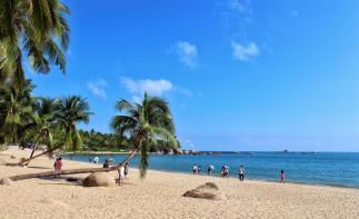 南寧集合海南環(huán)島8日自駕：呆呆島-騎樓老街-馮小剛電影公社-蜈支洲島-三亞環(huán)島8日自駕游自駕游