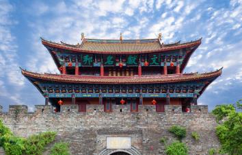 大理集结云南西北部8日自驾：大理古城-老姆登教堂-六库-怒江峡谷-独龙江-澡塘会-丙中洛8日自驾游-游推荐