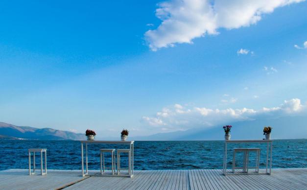 大理集结云南西北部7日自驾：大理古城-老姆登教堂-六库-怒江峡谷-独龙江-澡塘会-丙中洛7日自驾游