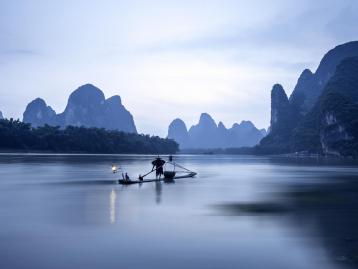 重庆到桂林5日自驾游：漓江-象鼻山-龙脊梯田-大圩古镇-阳朔西街-桂林夜景5日自驾游