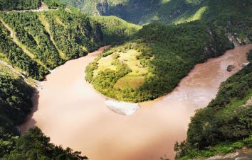 云南迪庆集合挑战丙察察11日自驾：丙中洛-察瓦龙-察隅-僜人部落-然乌湖-布宫-大昭寺11日自驾游-游推荐