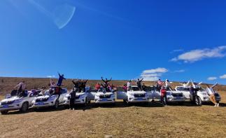 四川出發(fā)自駕川藏線12日落地含車豪華游：稻城亞丁-圣象天門-然烏湖-布達(dá)拉宮-丁真家鄉(xiāng)12日西藏自駕自駕游