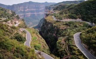 北京周边2日自驾游：广府古城-井底挂壁公路-太行大峡谷河北2日自驾游自驾游