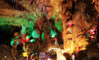 成都出发贵州4日自驾：织金洞-格凸河4自驾游自驾游