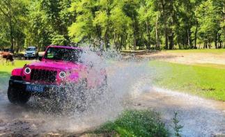 北京出發(fā)河北老掌溝2日自駕游：綠野仙蹤老掌溝露營-赤壁丹霞-亞洲最大單體石2日自駕游自駕游