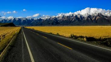 成都出发甘青小环线7日游：青海湖-门源油菜花-祁连山-卓尔山-塔尔寺-若尔盖草原7日自驾-推荐