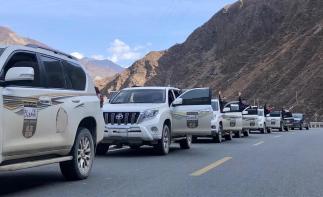 成都集合川藏線10日深度西藏自駕游：成都-稻城亞丁-布達拉宮-羊卓雍措-拉薩結(jié)束，含車普拉多自駕游