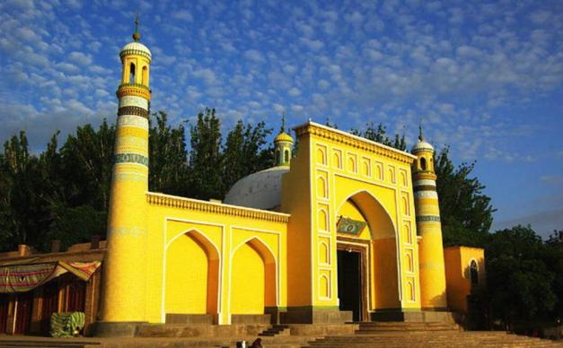 乌鲁木齐集合南疆13日自驾游：赛里木湖-喀拉俊-独库公路-伊昭公路13日自驾游