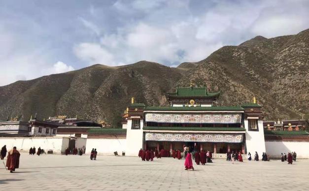 北京出发甘南12日自驾游：穿越甘南草原-拉卜楞寺-郎木寺-扎尕那-毕棚沟12日自驾游