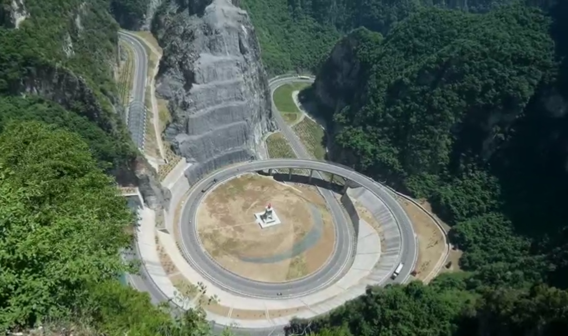 【清凉太行】4天3晚、夜游5A云台山、挑战辉煌绝壁、穿越“时空记忆”揭开东方古堡的神秘面纱！自驾游