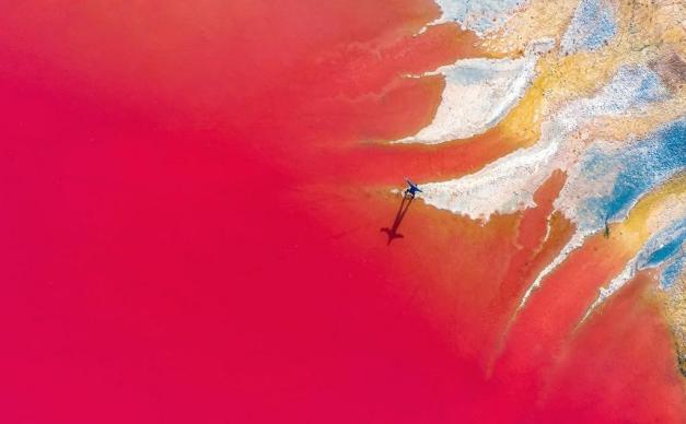 山东出发7日自驾最美沙漠：巴丹吉林红海子-庙海子-沙漠珠峰-阿拉善梦想沙漠公路7日自驾游