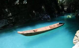 湖北恩施6日自驾游：中国最美水上公路古昭公路-走进中国仙本那屏山大峡谷自驾游