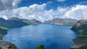 北京出发东北8日自驾游：防川-珲春-延吉-长白山南坡-盘锦8日自驾游-推荐