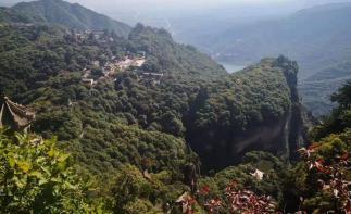 北京出发甘南12日自驾游：大槐树-崆峒山-扎尕那-花湖-九曲第一湾-古尔沟12日自驾游自驾游