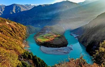 山东出发自驾怒江大峡谷15日游，横断山·独龙江·怒江秘境  稻城亚丁·大理丽江·泸沽湖·香格里拉-游推荐