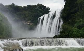 長沙出發(fā)貴州5日自駕游：貴州鎮(zhèn)遠(yuǎn)古鎮(zhèn)-黃果樹瀑布-荔波大小七孔-西江千戶苗寨5日自駕游自駕游