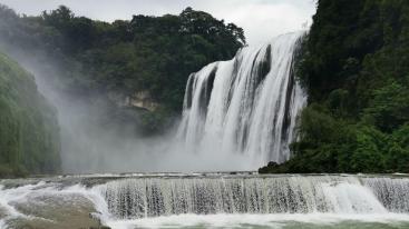长沙出发贵州5日自驾游：贵州镇远古镇-黄果树瀑布-荔波大小七孔-西江千户苗寨5日自驾游-推荐