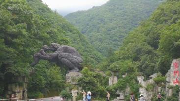 北京出发湖北16日自驾游：神农架-武当山-恩施-狮子关-屏山大峡谷16日自驾游-推荐