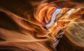 山东出发自驾陕北5日游：壶口瀑布，雨岔大峡谷，乾坤湾，平遥古城5日自驾游自驾游