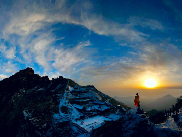 重慶到梵凈山5日自駕游：梵天凈土梵凈山-穿越矮寨大橋- 湘西魅力鳳凰古城5日自駕游