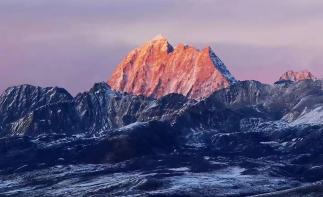 成都出发川西4日小环线：四姑娘山-丹巴中路藏寨-新都桥鱼子西4日自驾游自驾游