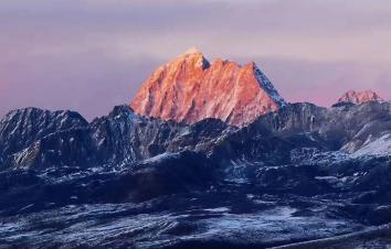 成都出发川西4日小环线：四姑娘山-丹巴中路藏寨-新都桥鱼子西4日自驾游-游推荐