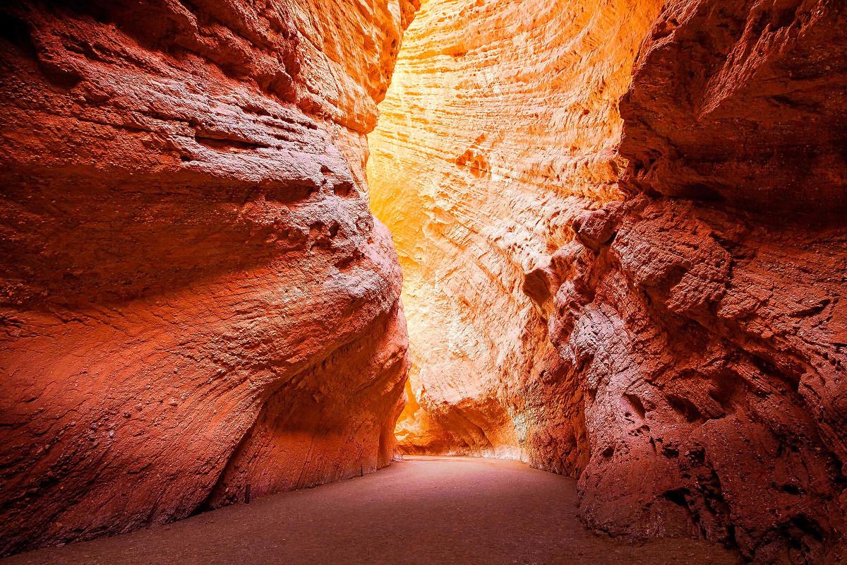 暑期全国出发乐享旅拍新疆-北疆·南疆15日自驾游：穿越天山（含租车）自驾游