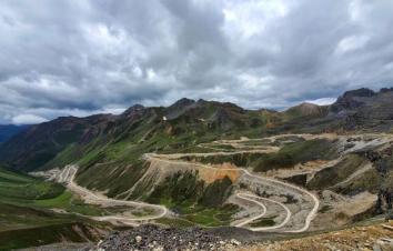 昆明集合18日西藏自驾游：丙察察-拉萨-羊湖纳木措-317川藏北线18日大环线自驾游-游推荐