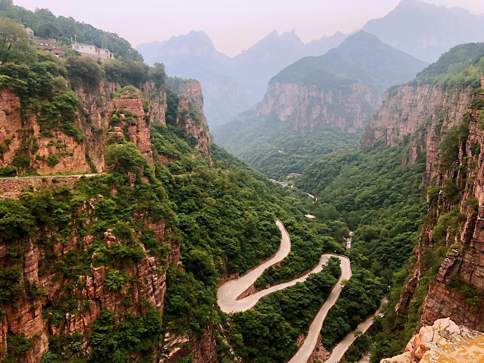 林州集合红旗渠+太行挂壁公路5日自驾游：林州红旗渠+太行5大挂壁公路+晋城旋涡公路5日自驾游自驾游