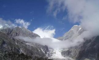 重慶出發(fā)川西甘孜5日自駕游：冷噶措徒步-子梅埡口觀云海-泉華灘-墨石公園5日甘孜自駕游自駕游