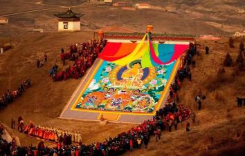 蘭州集合秘境甘南|川西7日自駕游：甘南正月祈愿大法會，川西冰川落地自駕游7天6晚-游推薦