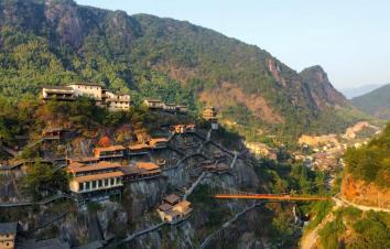 福建廈門出發(fā)江西5日自駕游：上饒葛仙山-望仙谷-廬山滑雪場(chǎng)-龍虎山5日自駕游-游推薦