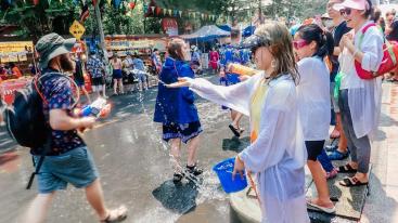 泼水节泰国老挝19日自驾游：泰国清莱清莱-素可泰-曼谷-芭提雅-老挝万象万荣-琅勃拉邦19日游-推荐