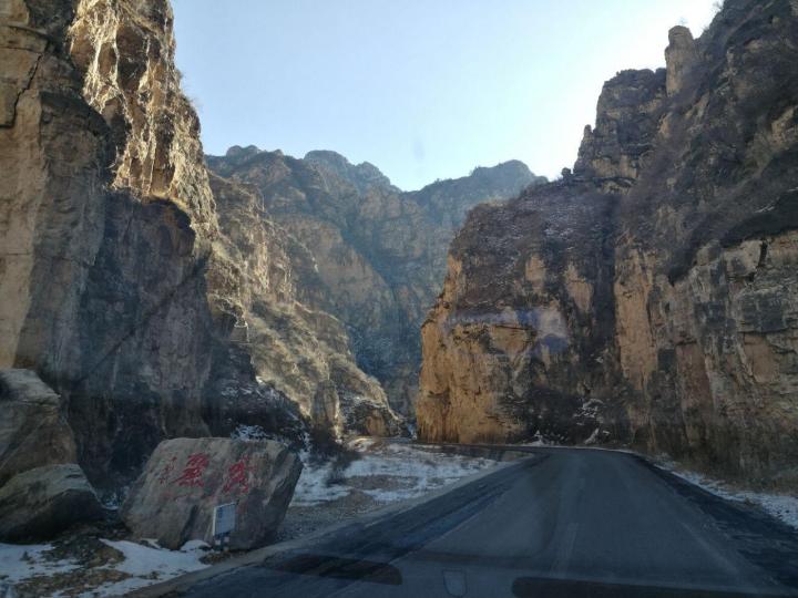 大年初三回京的路上路过飞狐峪,顺便进里面看看,发现冬天的景致-蔚县